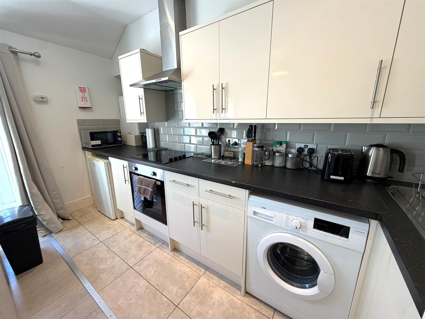 The Grove, Uplands, Swansea, SA2 0QS